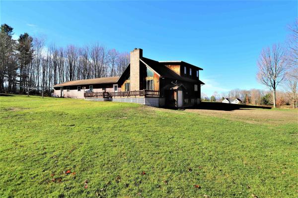 320 Foxwood Lane