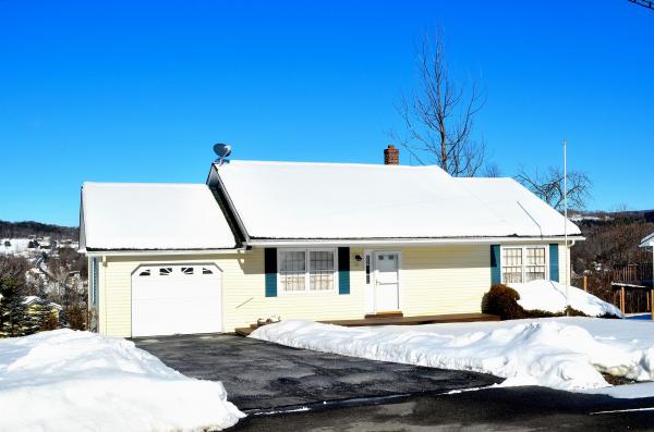 10 Dagmont Avenue