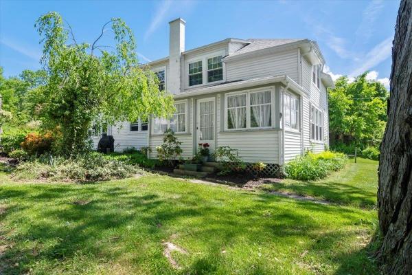 1385 North Bennington Road