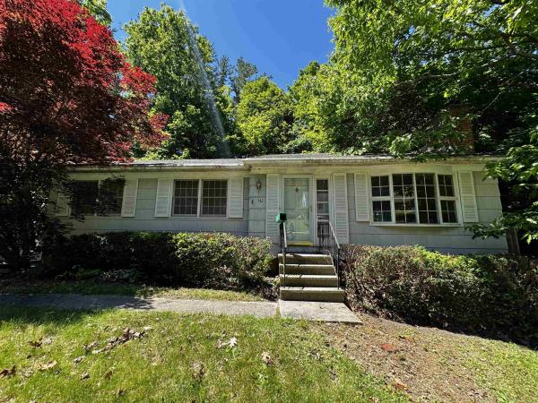 142 Pine Circle