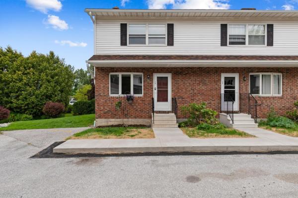 16 Howard Estate