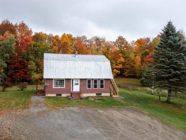 Single Family in Morristown VT