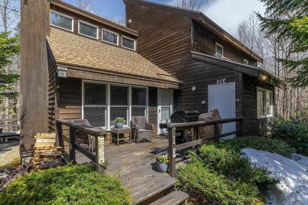 61 E Country Club Road