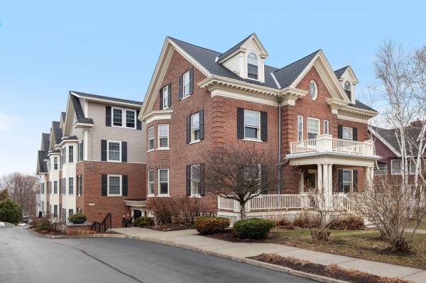 81 South Williams Street