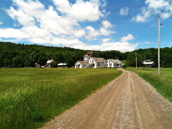 957 Pleasant Valley Road