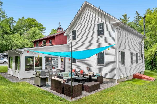 Single Family in Morristown VT