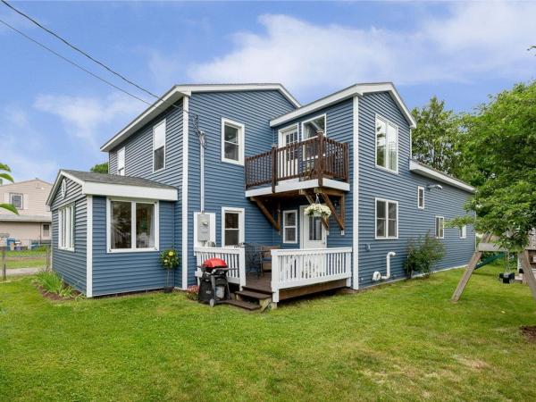 50 Cottage Grove