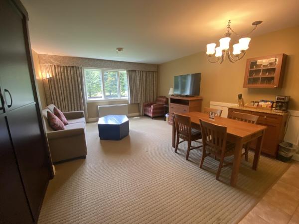 121 Qtr 4 89 Grand Summit Way