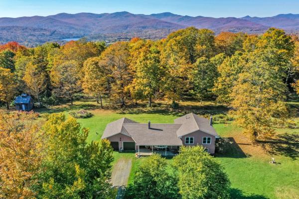 Single Family in Waterbury VT
