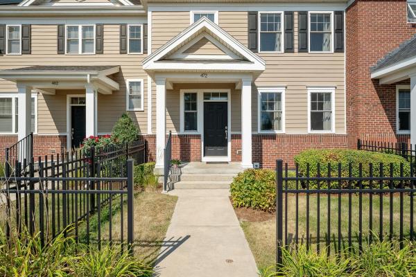 472 Zephyr Road