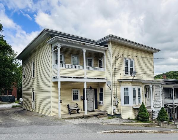8 Mount Street