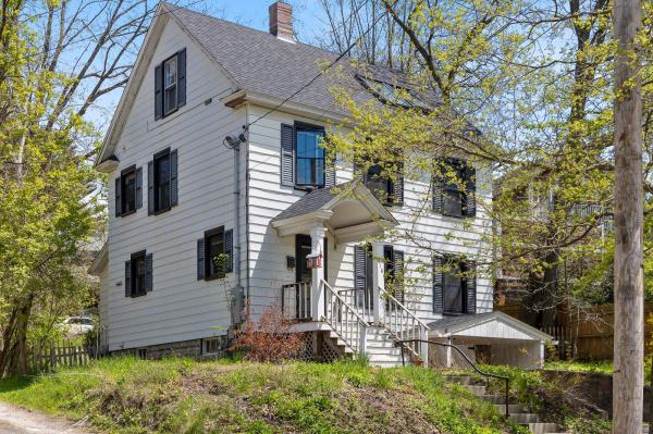 418 Saint Paul Street