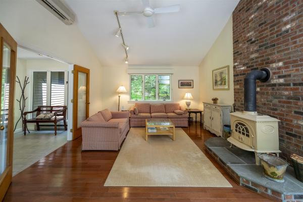 1020 Baker Turn