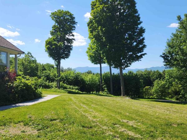 Single Family in Stowe VT