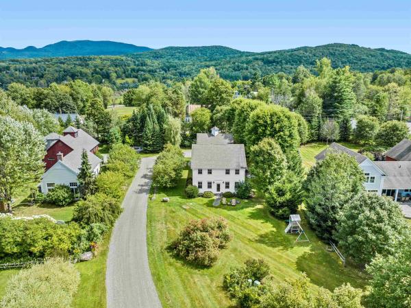Single Family in Stowe VT