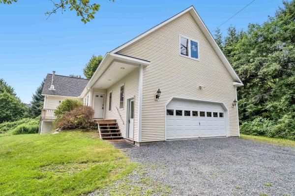 Single Family in Waterbury VT