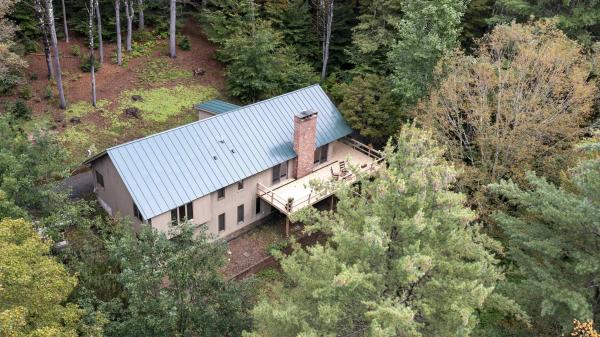 88 Angell Trail