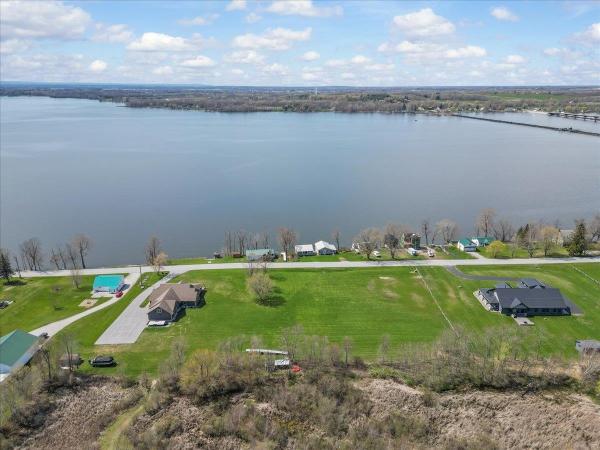 69 Lakewood Drive