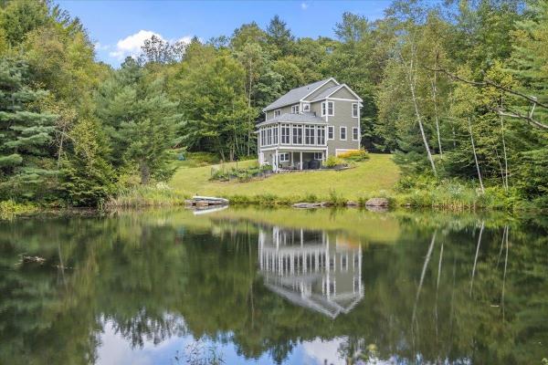 330 South Pinnacle Road