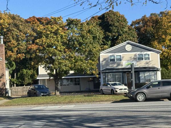 938-950 Shelburne Road