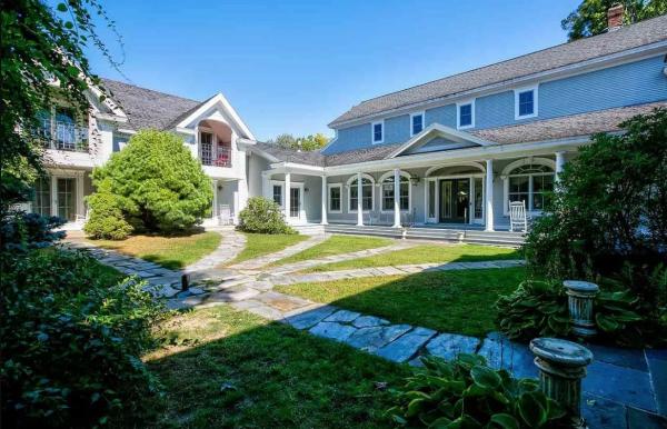 Single Family in Morristown VT