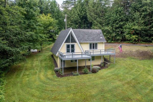 Single Family in Stowe VT