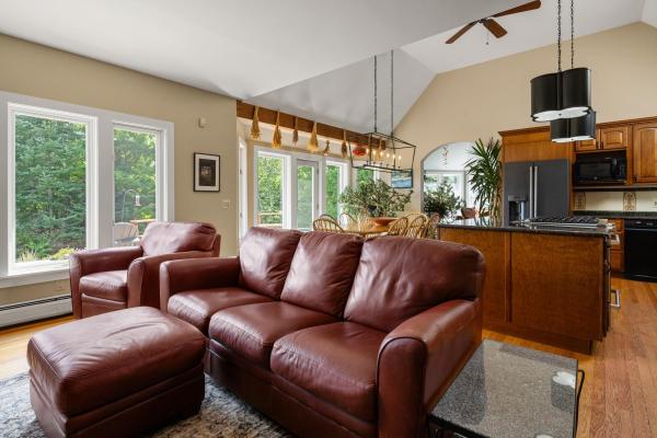 Single Family in Stowe VT
