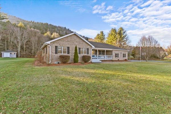 113 Blackbird Swale Drive