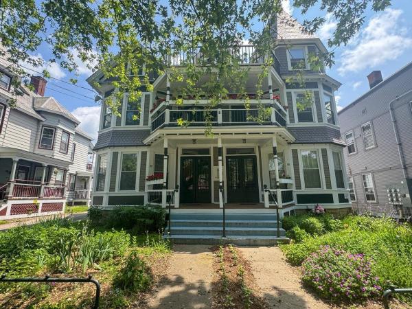 18 Clarke Street
